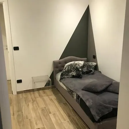 Apt 4 Pieces Facon Loft Daire *